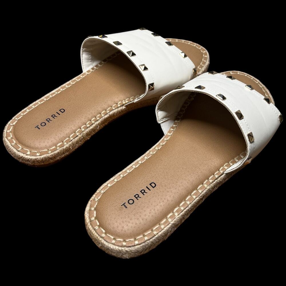 Torrid Women's Size 9WW White Leather Espadrilles Gold Studs Slides Plus Size - Picture 5 of 12